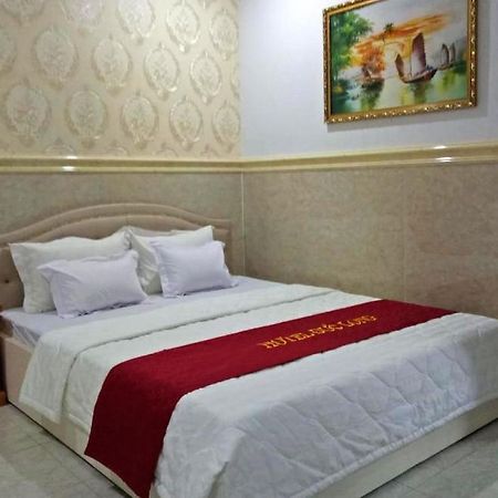 Duc Long Hotel โฮจิมินห์ซิตี้ ภายนอก รูปภาพ